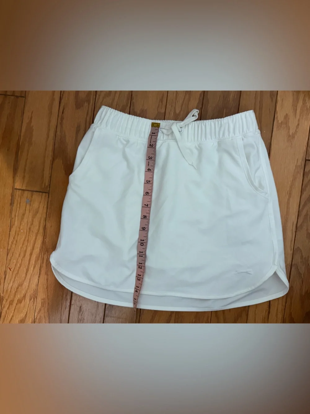 White Athletic Skort with Elastic Waist size small